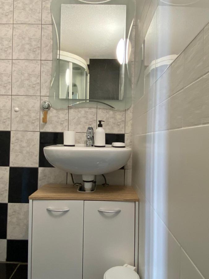 Apartman Tia 리예카 외부 사진